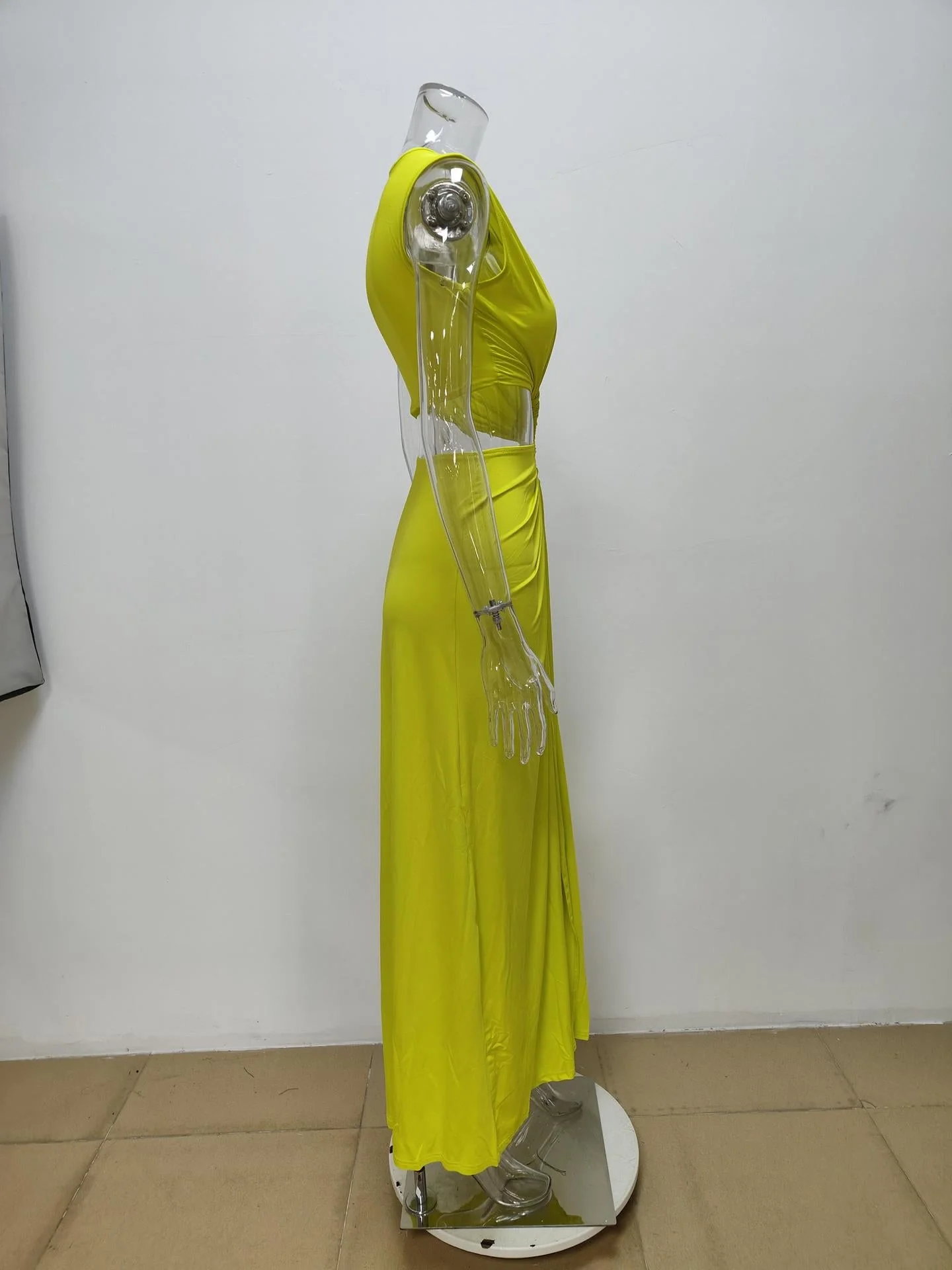 Cut-Out Knot V-Neck Sleeveless Pleated Asymmetrical Slit Dress - Image 7